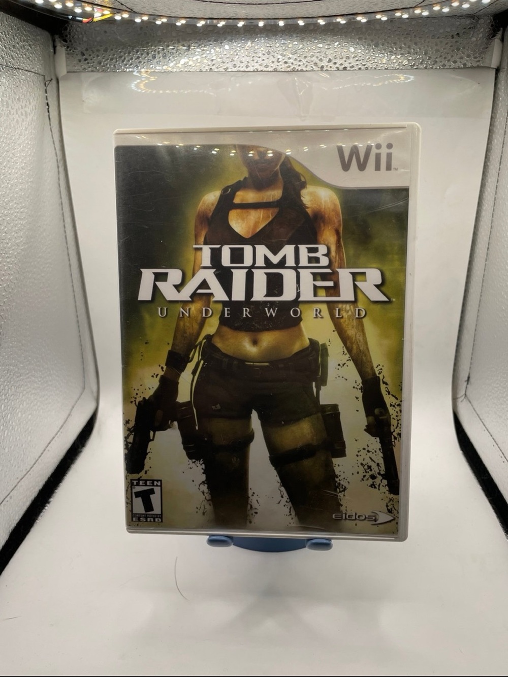 Nintendo Wii Tomb Raider Underworld - Black and Olive Cover